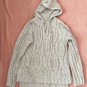 Cupio hooded sweater